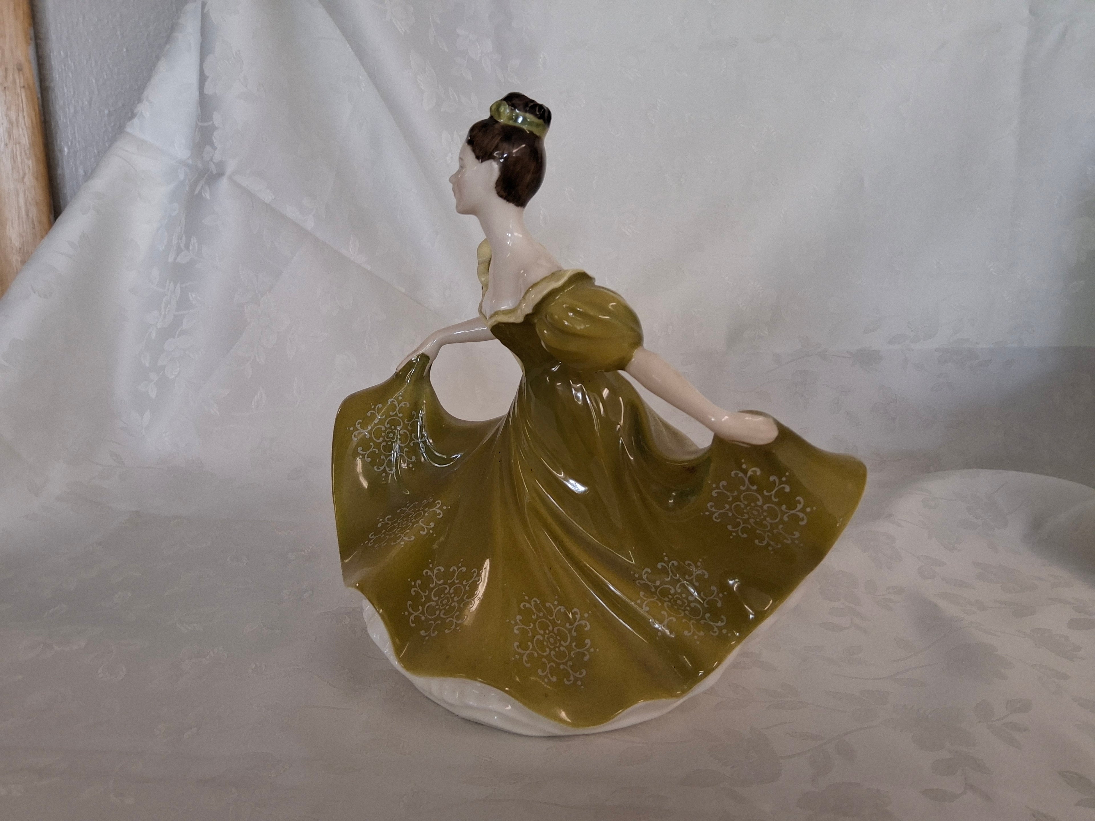 Lady in green dress